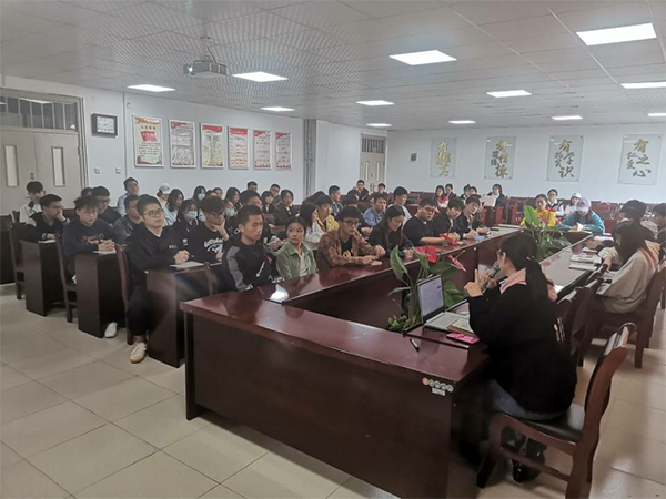 87978797威尼斯老品牌开展学习党史专题教育——《觉醒年代》：中国共产党建党精神溯源