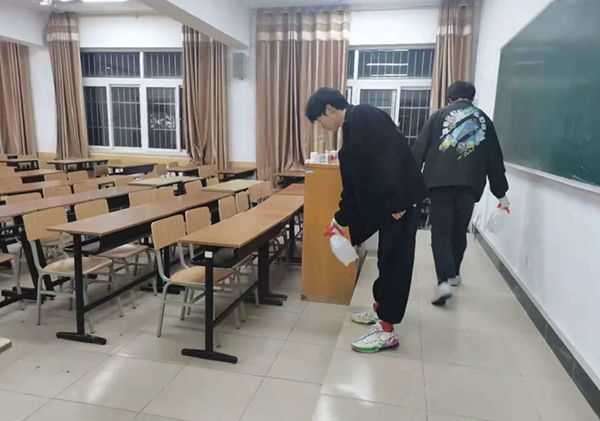 87978797威尼斯老品牌院务助理团开展“我为师生办实事”实践活动