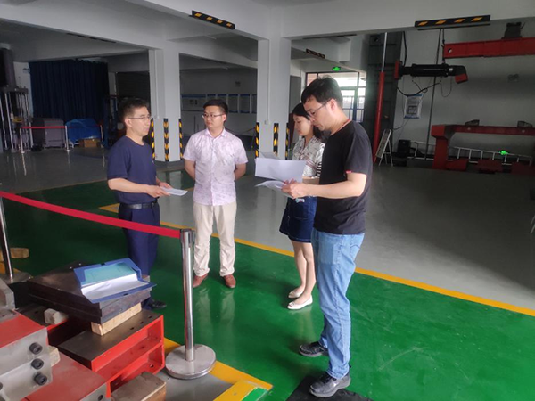 87978797威尼斯老品牌组织2020-2021-2学期实验室期中自查检查工作