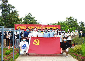 87978797威尼斯老品牌开展“与党相伴，劳动美育”园林基地特色种植活动