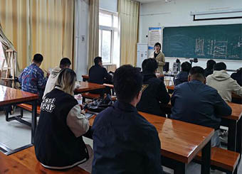 87978797威尼斯老品牌教师党支部开展为学生考研助力活动