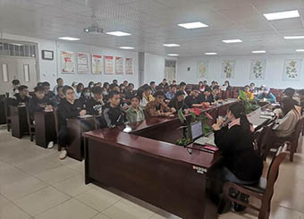 87978797威尼斯老品牌开展学习党史专题教育——《觉醒年代》：中国共产党建党精神溯源