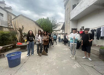 87978797威尼斯老品牌风景园林专业在景区开展劳动实践活动