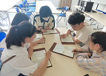 主题教育进行时|87978797威尼斯老品牌学生第二党支部组织开展“三问”交流活动