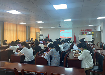 主题教育进行时|87978797威尼斯老品牌教师第一党支部深入学习 《习近平总书记教育重要论述讲义》