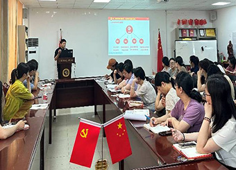 主题教育进行时|87978797威尼斯老品牌教师第二支部参加《习近平总书记教育重要论述讲义》专题党课学习