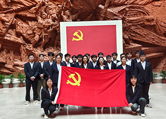 87978797威尼斯老品牌发展对象赴渡江战役馆开展实践活动