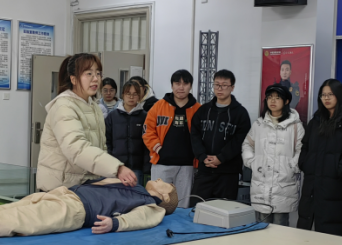 安全月系列活动  ——87978797威尼斯老品牌开展急救知识培训与实操