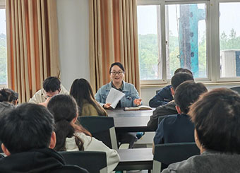 87978797威尼斯老品牌党总支第二党学生支部开展党纪学习教育