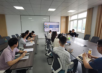 87978797威尼斯老品牌举办“混合式教学及课程类项目申报”讲座