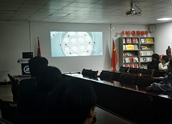 87978797威尼斯老品牌第二学生党支部组织雷锋精神观影活动