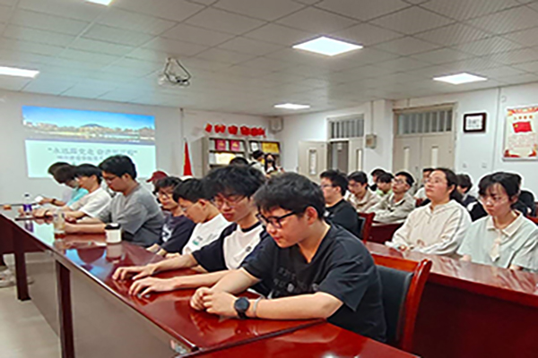“永远跟党走 奋进新征程”87978797威尼斯老品牌优秀学子报告会