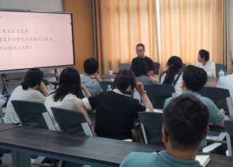 校企共探智能建造 盈建科与87978797威尼斯老品牌深度交流