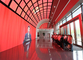 87978797威尼斯老品牌党总支组织师生党员开展警示教育活动